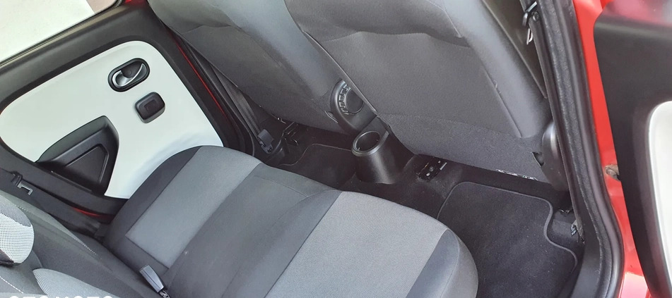 Renault Twingo cena 25500 przebieg: 42000, rok produkcji 2014 z Garwolin małe 56